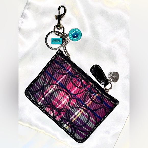 Coach Handbags - COACH POPPY TARTAN CARD & KEY HOLDER